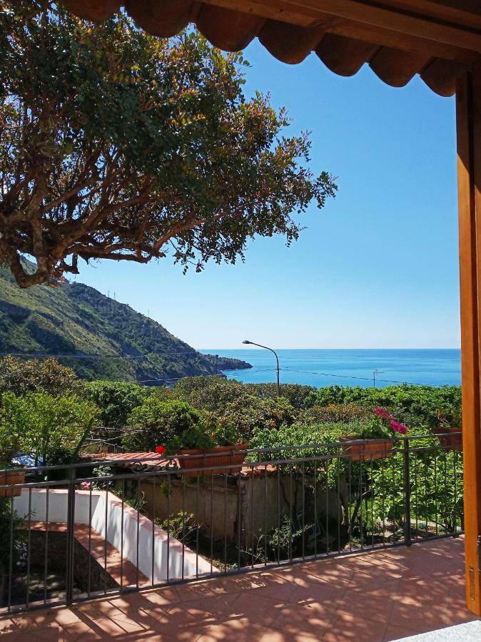 אקוואפרדה B&B La Casa Del Gelso מראה חיצוני תמונה